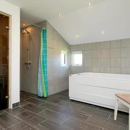 Nice Home In Lokken With Sauna 度假居 洛肯